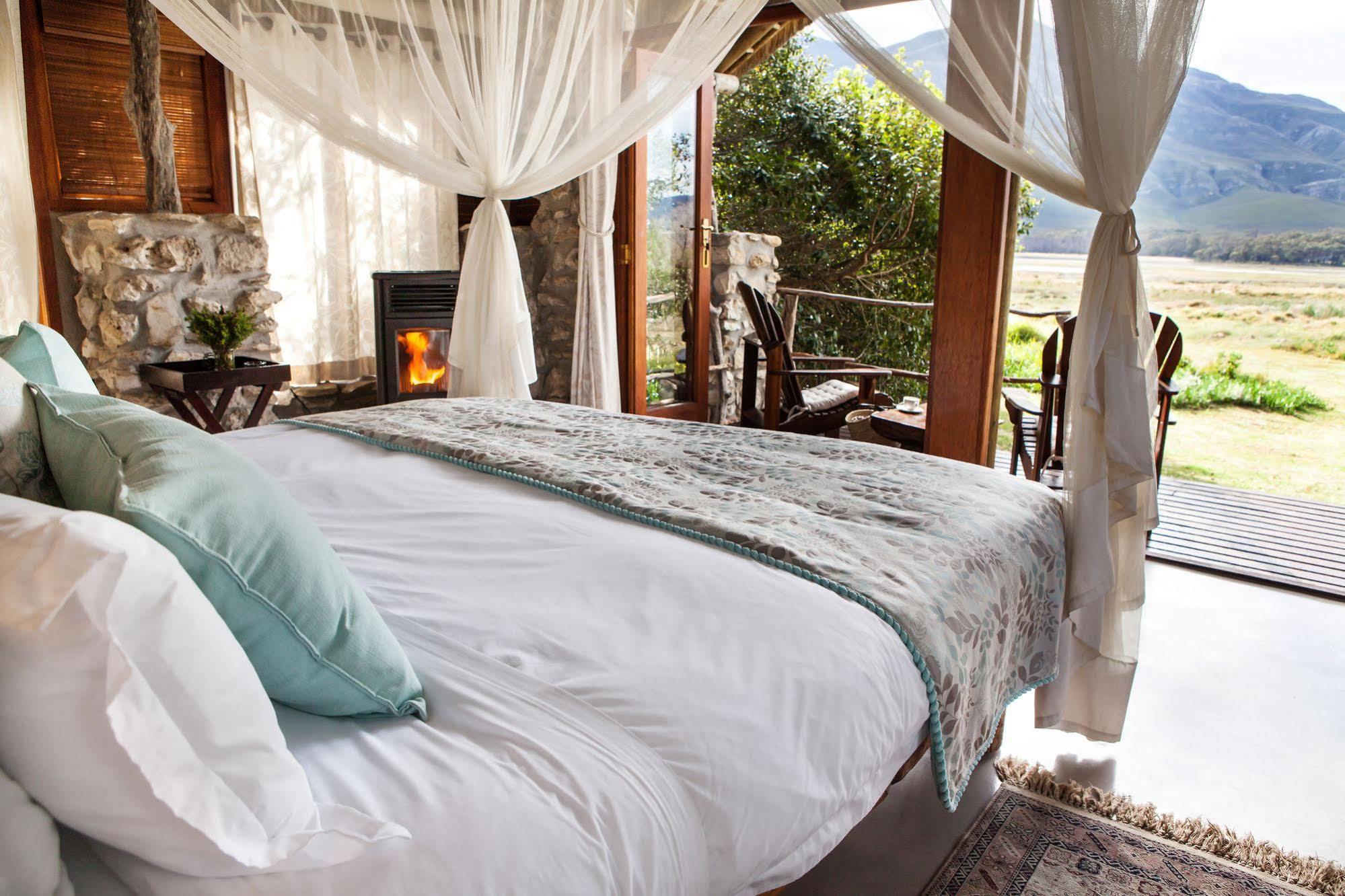 Mosaic Lagoon Lodge ستانفورد المظهر الخارجي الصورة